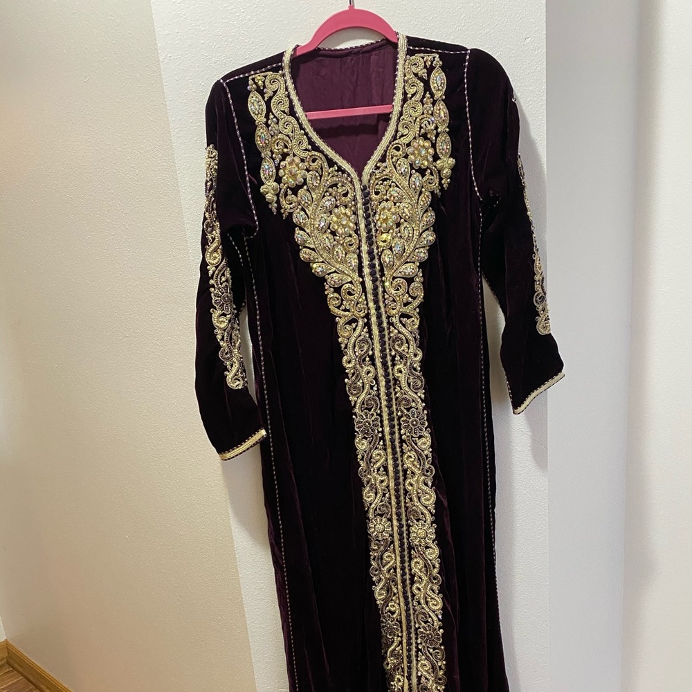 Brand new plum kaftan